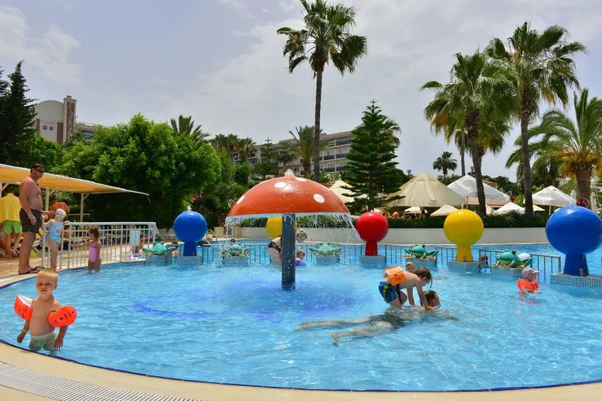 Seaden Corolla 4*-13