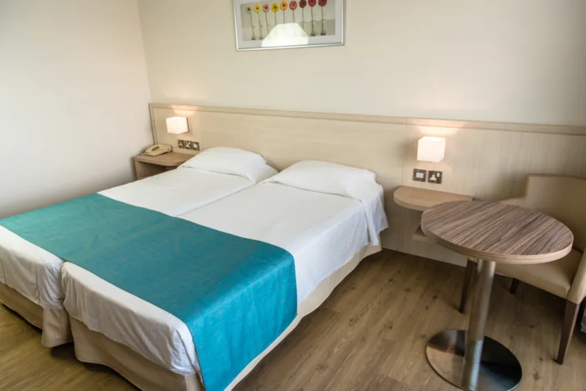 Cynthiana Beach 3*-6