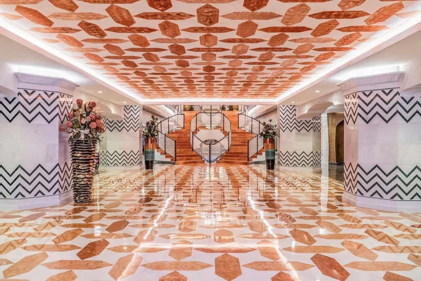 Royal Taj Mahal 5*-10