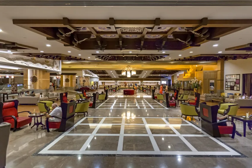 Royal Dragon Hotel 5*-9