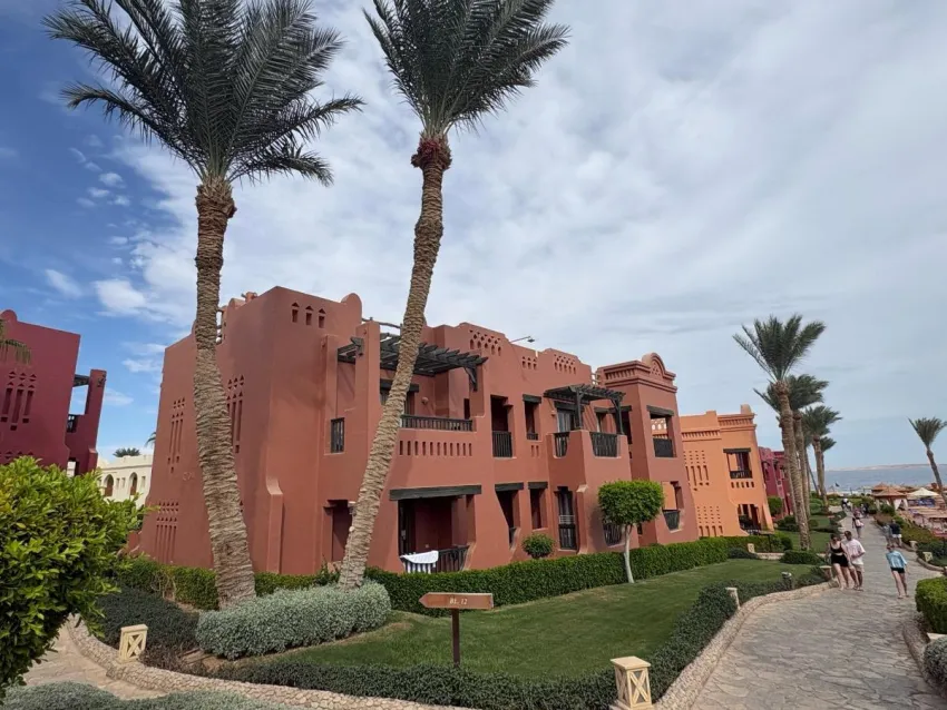 CHARMILLION SEA LIFE RESORT  4*-58