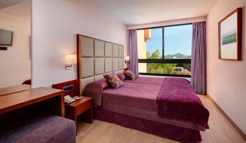 Protur Turo Pins 4*-300