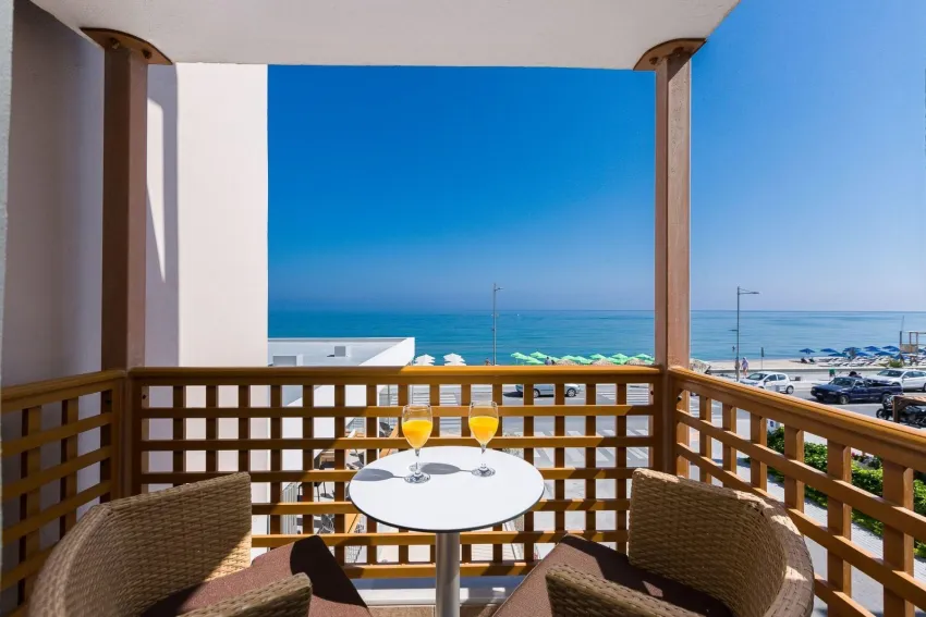 Ammos Suites 4*-4