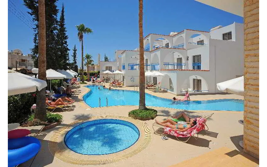 Petrosana Hotel Apartments 3*-10