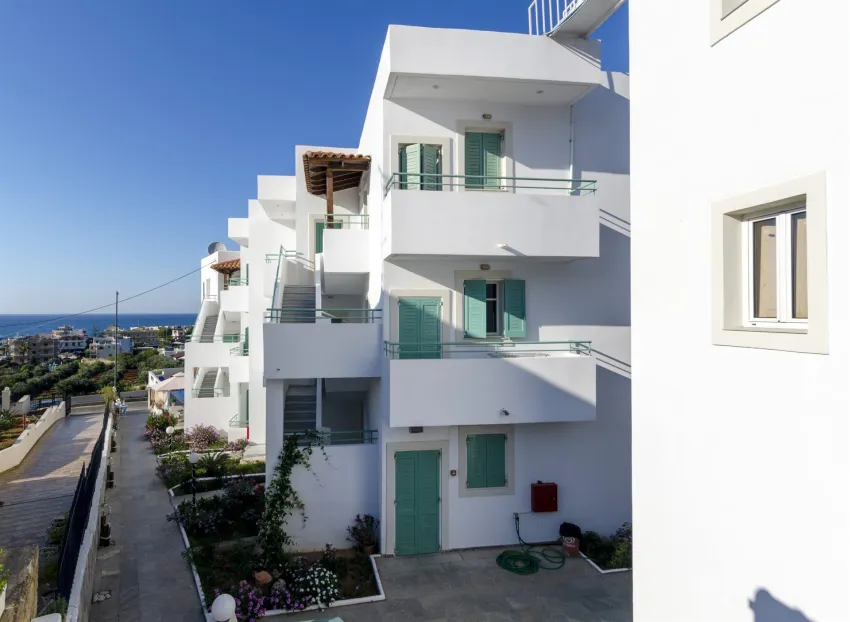 Aglaia Apartments 3*-7