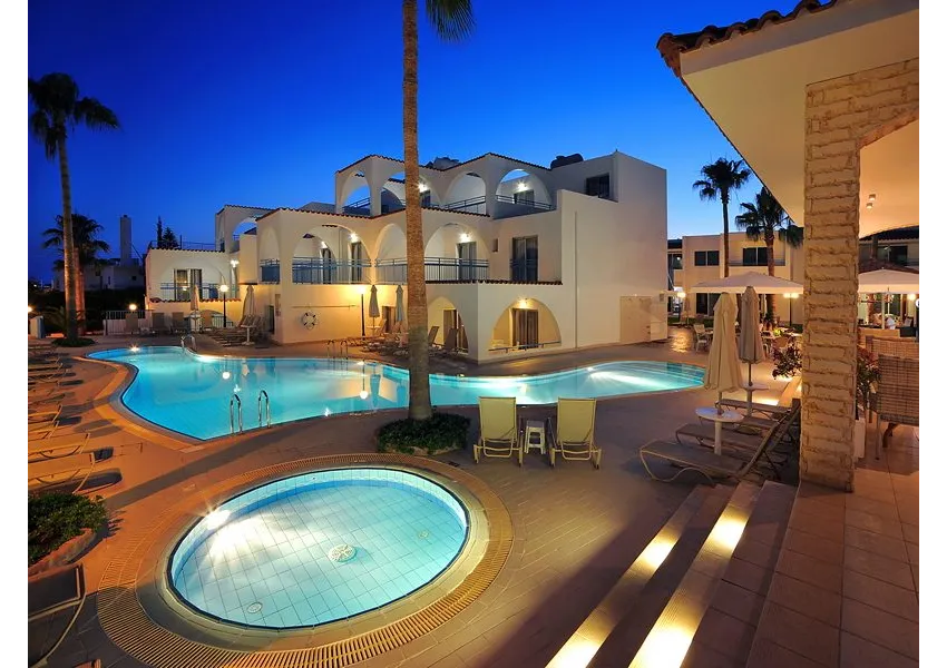 Petrosana Hotel Apartments 3*-6