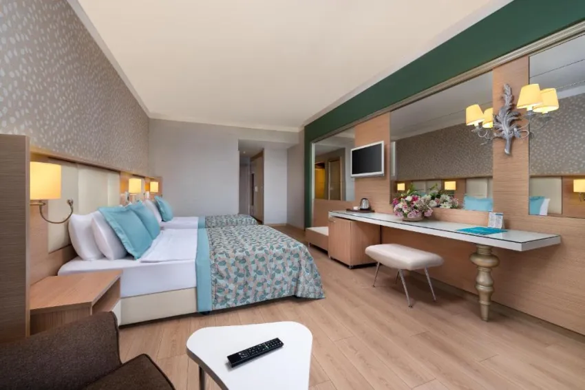 ROYAL GARDEN BEACH HOTEL  5*-17