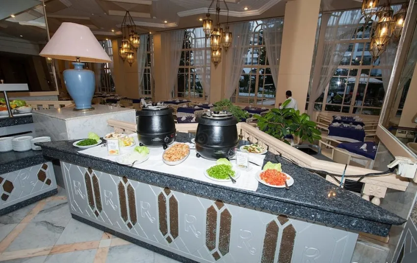 Riviera Hotel 4*-5