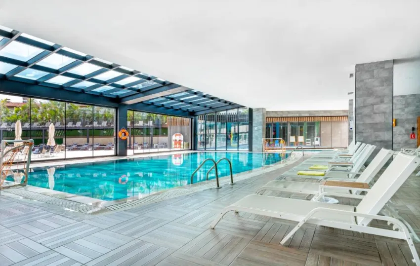 DOUBLETREE BY HILTON KEMER  5*-5