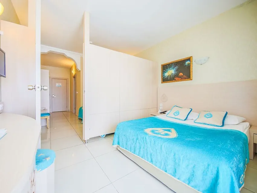 DAIMA BIZ RESORT HOTEL  5*-13