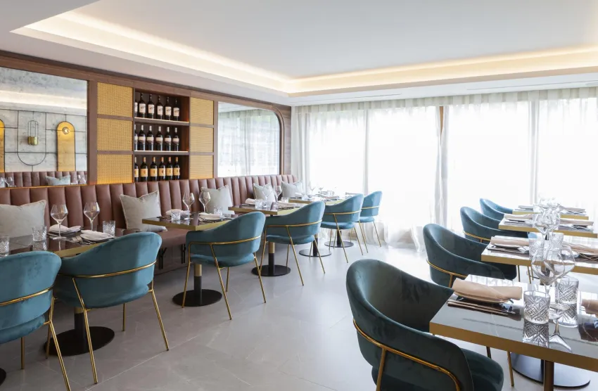 Nivia Born Boutique Hotel 5*-5