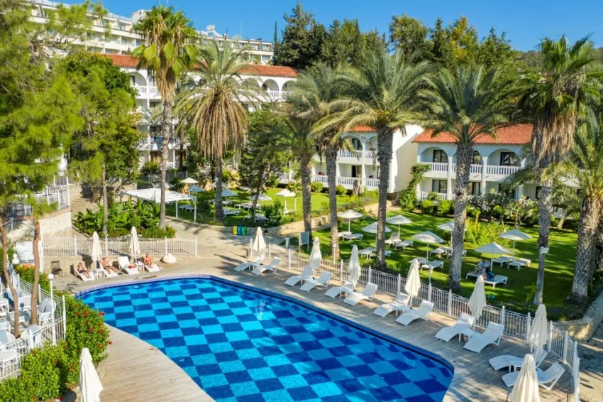 UTOPIA BEACH CLUB  5*-27