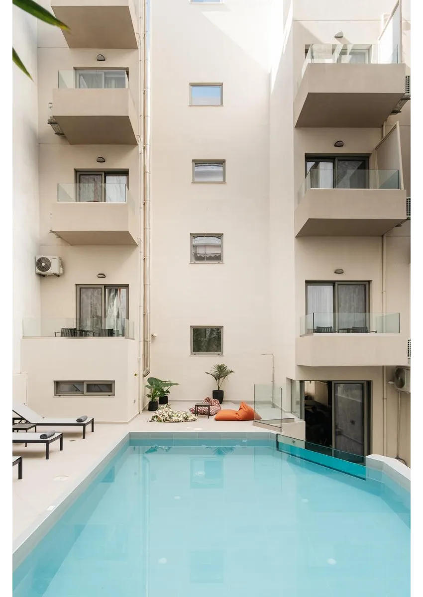The City Hotel & Suites 3*-3