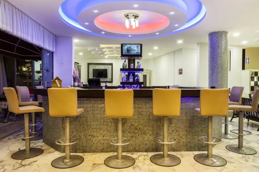 Parador Suite Apart Hotel 3*-4