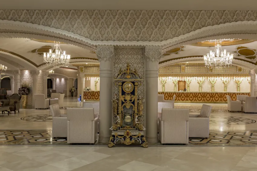 Royal Alhambra Palace 5*-4