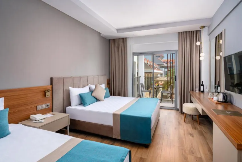 SIDE STORY RESORT & SPA  4*-14