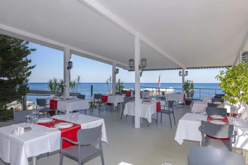 Armas Beach Hotel 4*-28