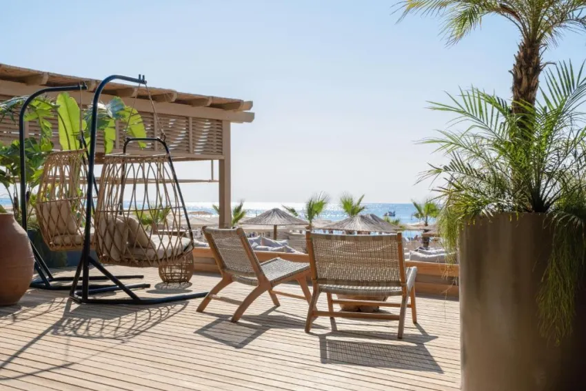 LIU RESORTS  5*-20