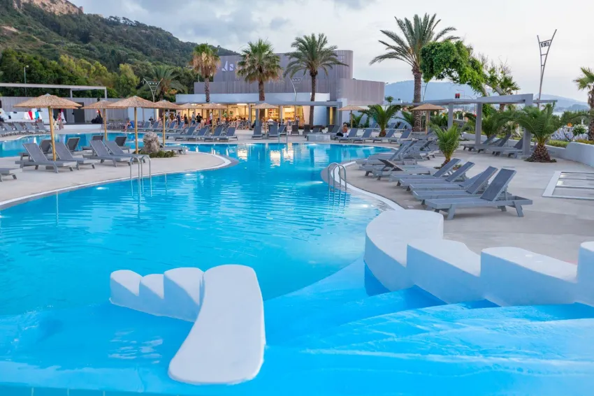 Akti Imperial Deluxe Resort & Spa Dolce by Wyndham 5*-12