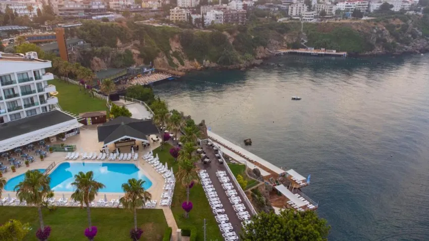 CLUB FALCON HOTEL  4*-19