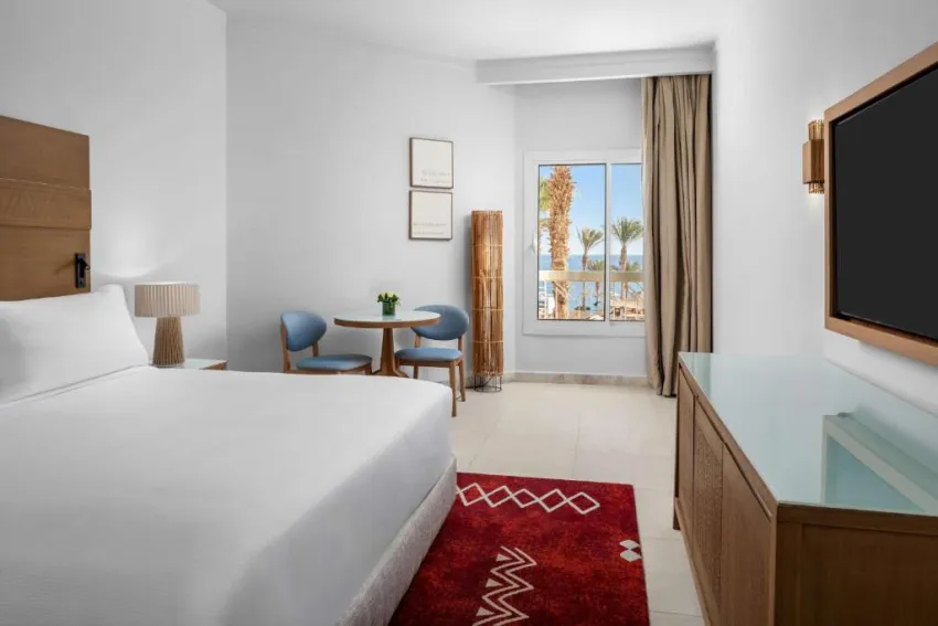 DOUBLETREE BY HILTON SHARM BAY RESORT BEACH SIDE  4*-42