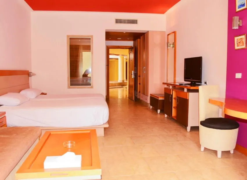 BARCELO TIRAN SHARM  4*-18