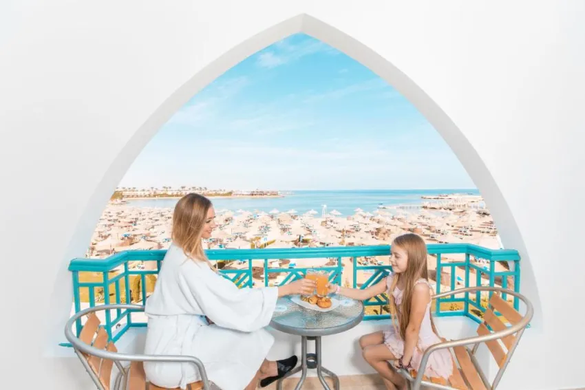 SUNRISE GARDEN BEACH RESORT  5*-35