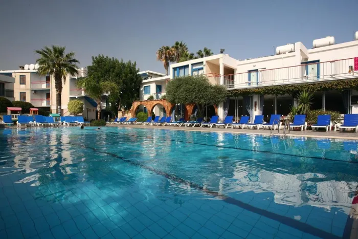Green Bungalows Hotel Apartments 3* - Ayia napa - Cipru