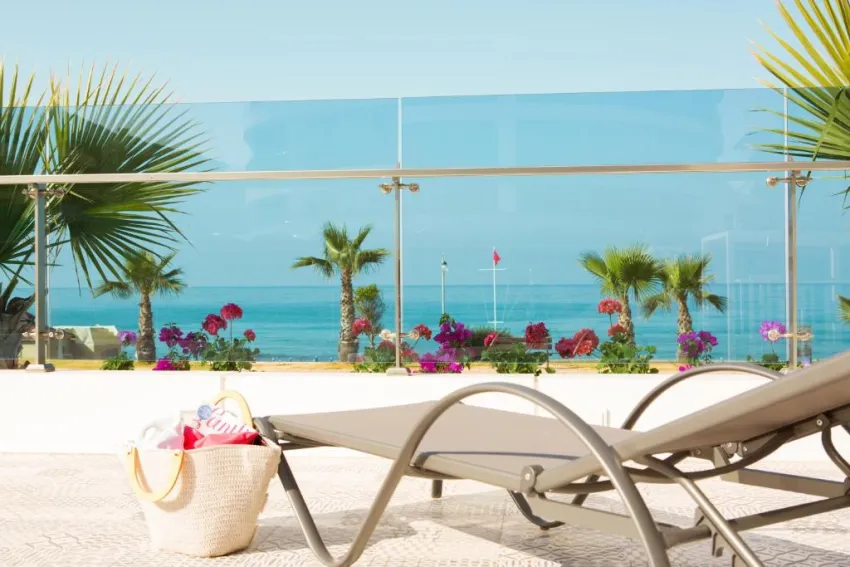 SUNPRIME C-LOUNGE (ADULS ONLY 16+) - STANDARD ROOM SEA VIEW 5*-11