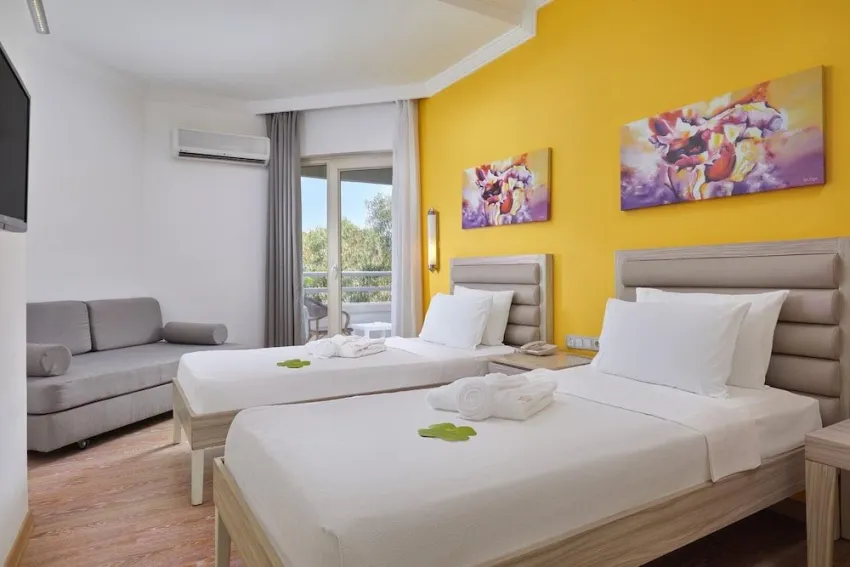 Fun & Sun Family Club Saphire 5*-14