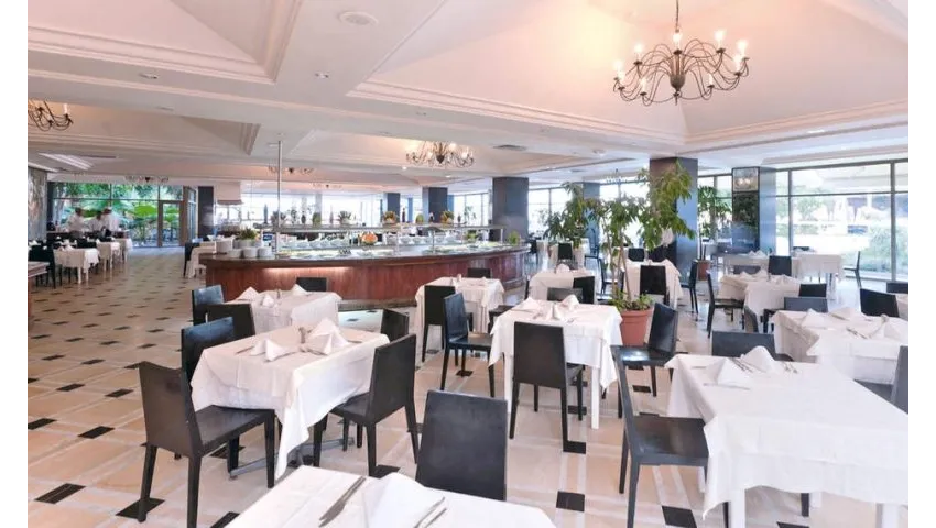 One Resort Jockey 4*-9