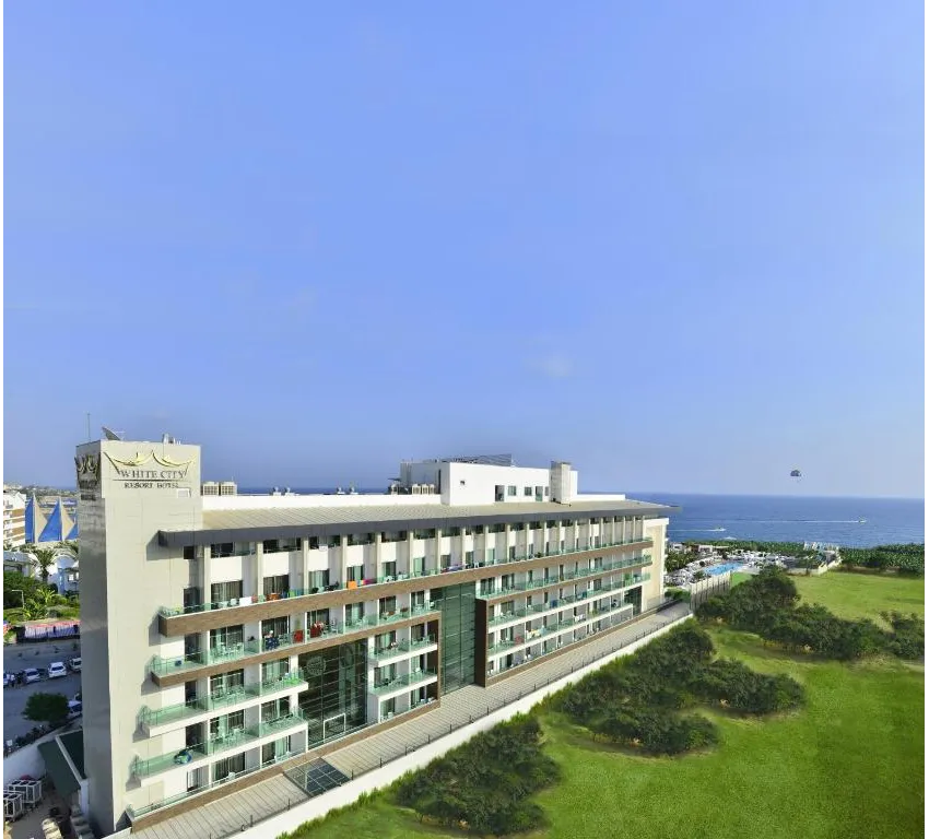 WHITE CITY RESORT & SPA HOTEL  5*-25