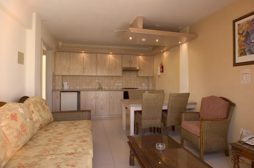 Senator Hotel Apartments 3*-25