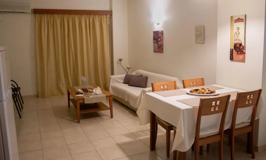 Tsambikos Apartments 3*-26