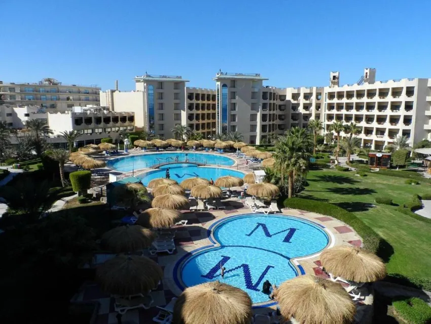 Moreno Horizon Spa and Resort 4*-14