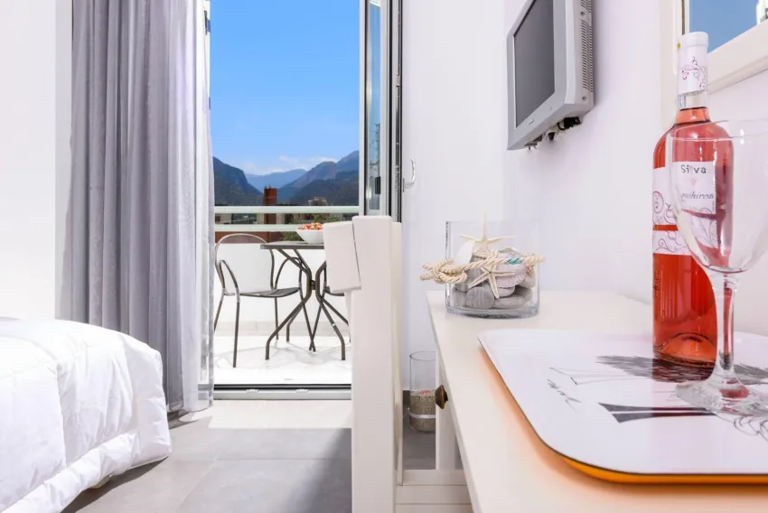 Angela Studios and Apartments 3*-12