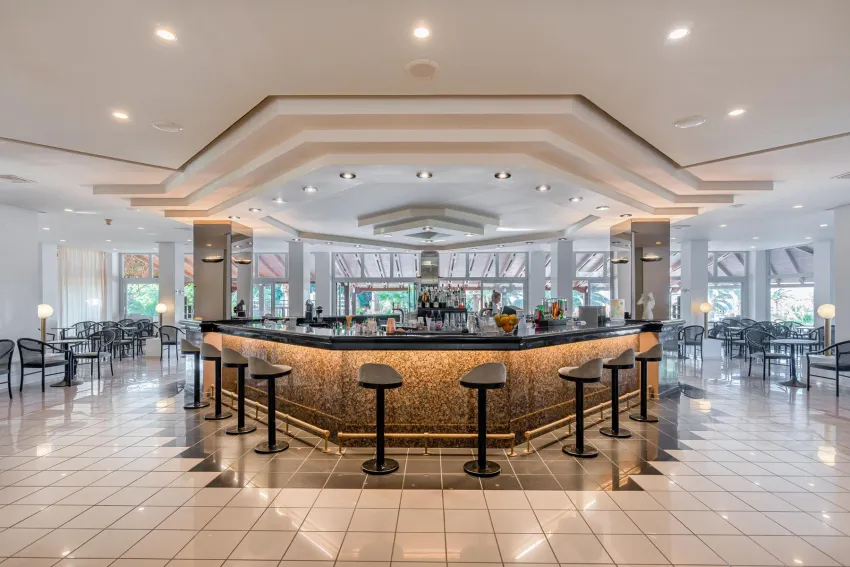 Anissa Beach and Village 4*-11