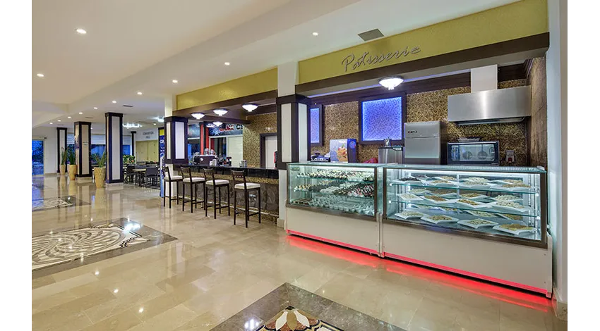 CRYSTAL AURA BEACH RESORT & SPA  5*-13