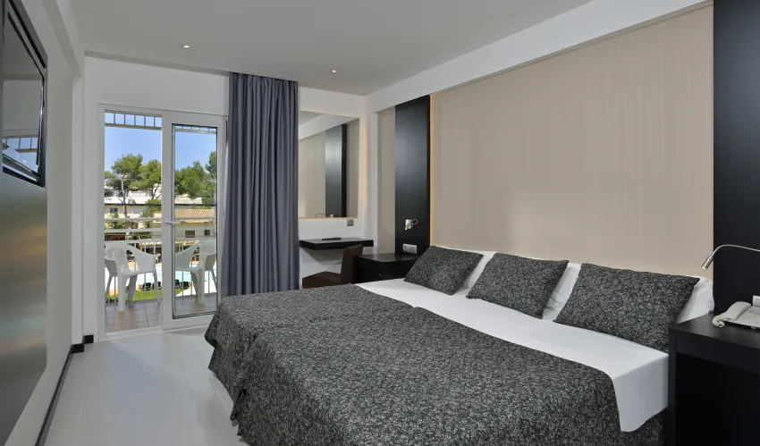 Hispania Hotel 3*-13