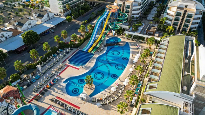 Crystal Waterworld Aqua Collection 5*-2