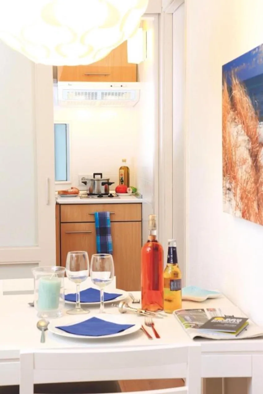 Bellamar Apartments -7