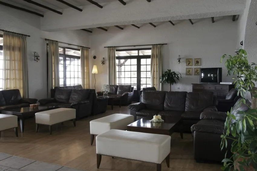 Hersonissos Maris 4*-10