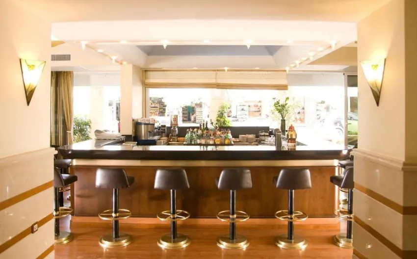 Best Western Plus Plaza 4*-9