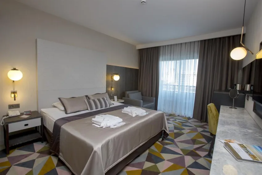 FAME RESIDENCE LARA & SPA HOTEL  5*-7