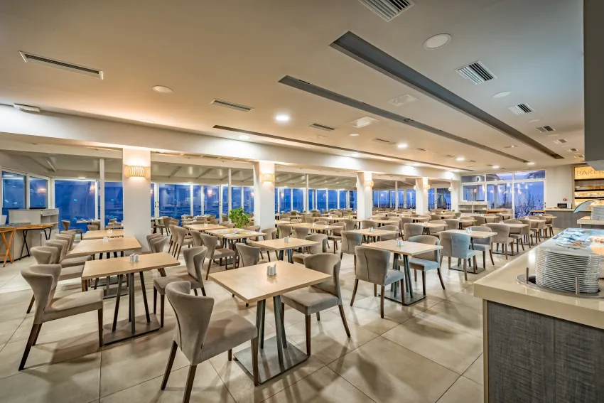 Alexandra Beach Resort 4*-13