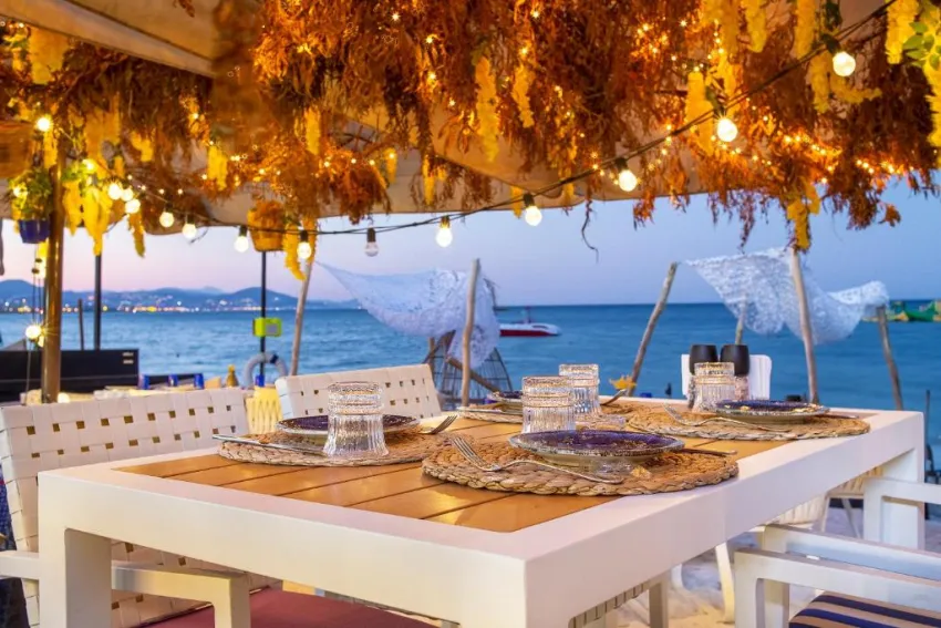 ANJELIQ HOUSE HOTEL  3*-10