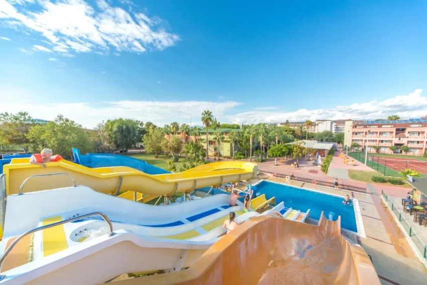 LONICERA RESORT & SPA HOTEL  4*-23