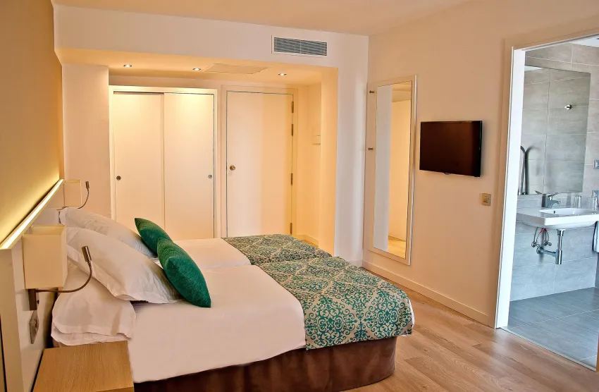 BQ Delfin Azul 3*-38