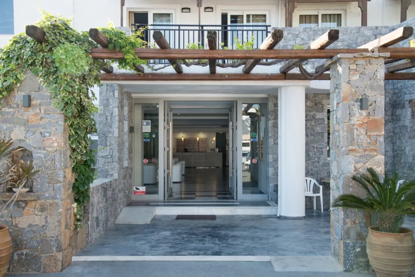 Semiramis Village Hotel 4*-3