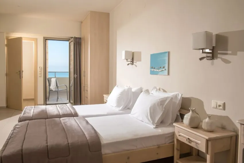 Malliotakis Beach 3*-7